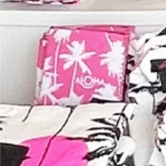 ALOHA Collection | Bags | Aloha Collection Iso Pink With White Palm ...